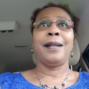 Meet your Posher, Annie